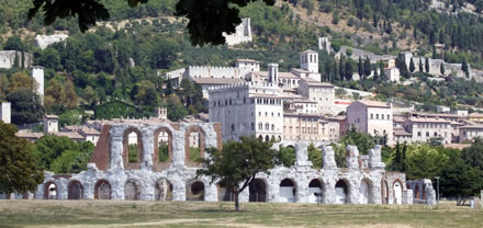 foto panoramica di gubbio